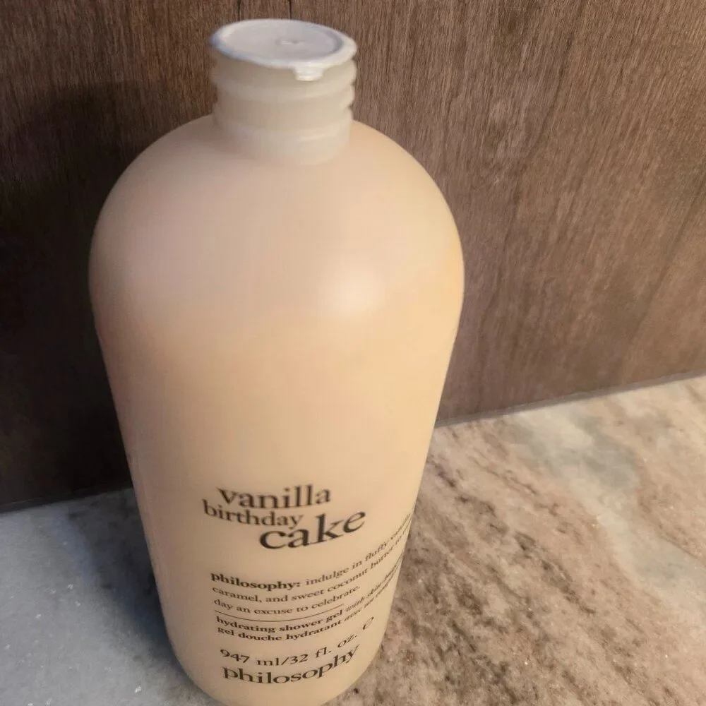 NWT Vanilla Birthday Cake Shampoo, Shower Gel & Bubble Bath